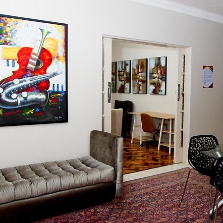 Jft Jewels Guest House East London Bagian luar foto