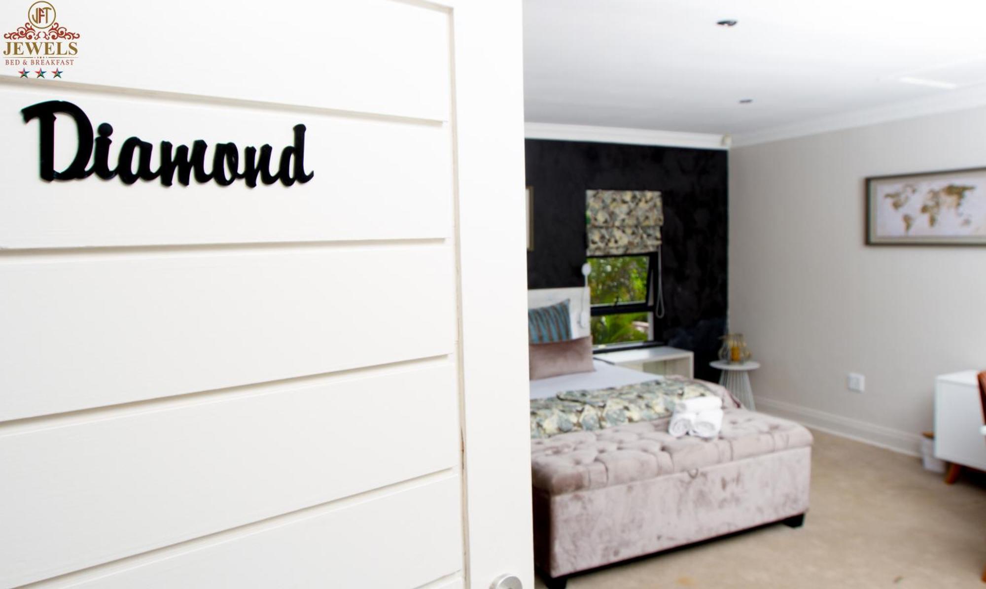 Jft Jewels Guest House East London Bagian luar foto