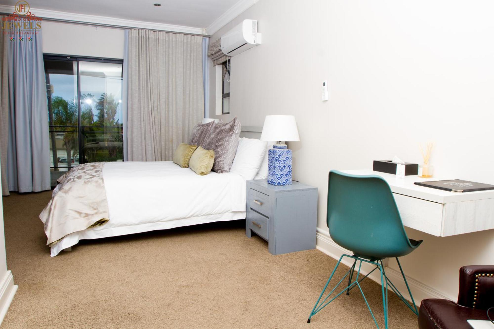 Jft Jewels Guest House East London Bagian luar foto