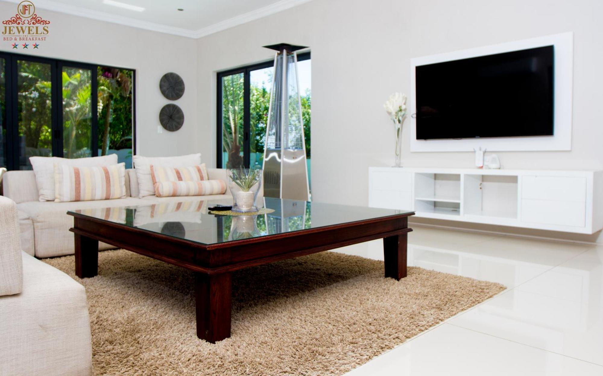 Jft Jewels Guest House East London Bagian luar foto