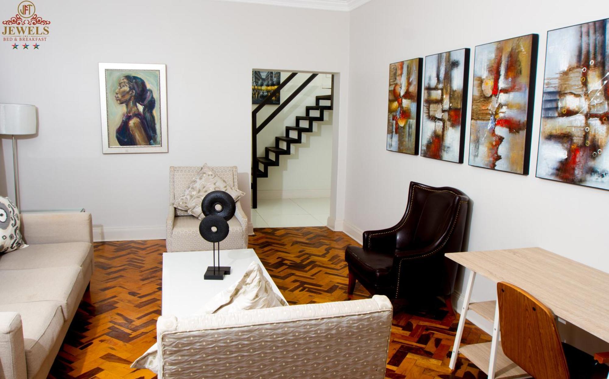 Jft Jewels Guest House East London Bagian luar foto