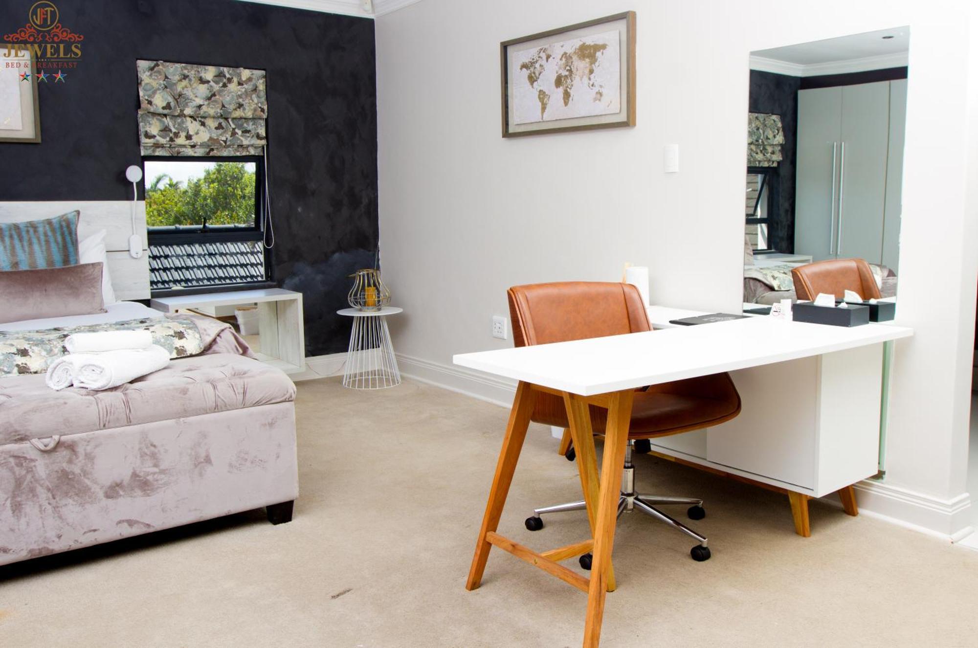 Jft Jewels Guest House East London Bagian luar foto